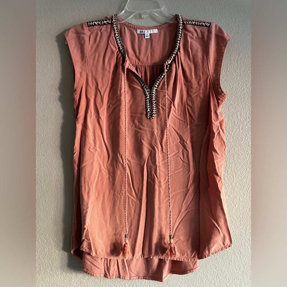 DR2 Coral Sleeveless Blouse